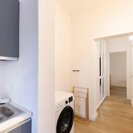 Appartement Beachfront, New & Modern Apartment, Murta Maria
